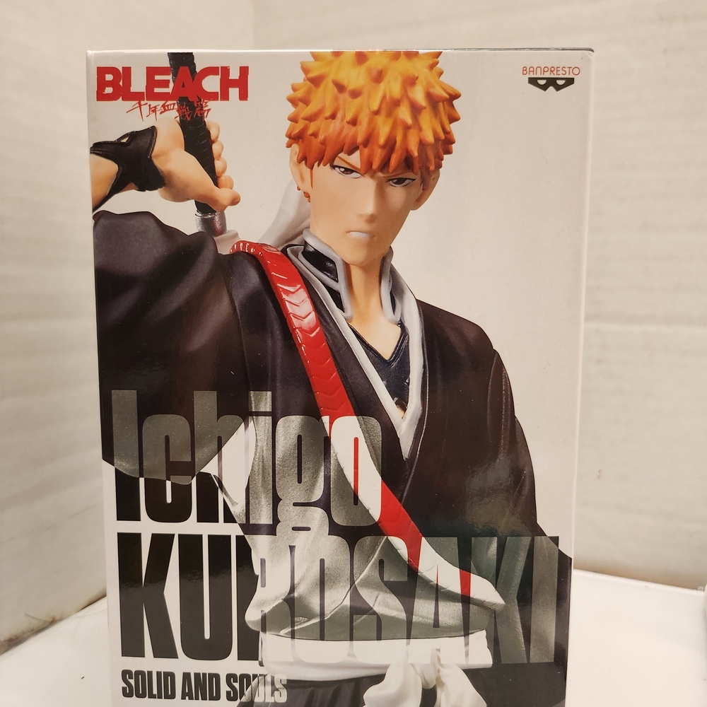 Banpresto Ichigo Kurosaki Figure - Black and Red